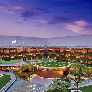 Aloft Bali Kuta At Beachwalk Отель Кута
